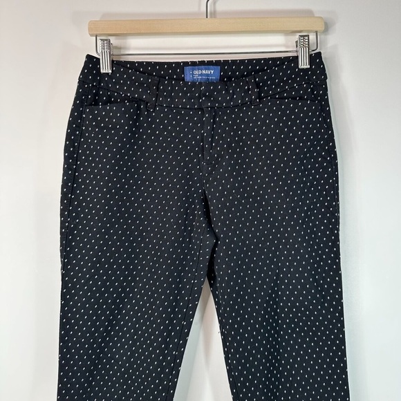 Old Navy Pixie Pant Mid Rise Black - Picture 2 of 4